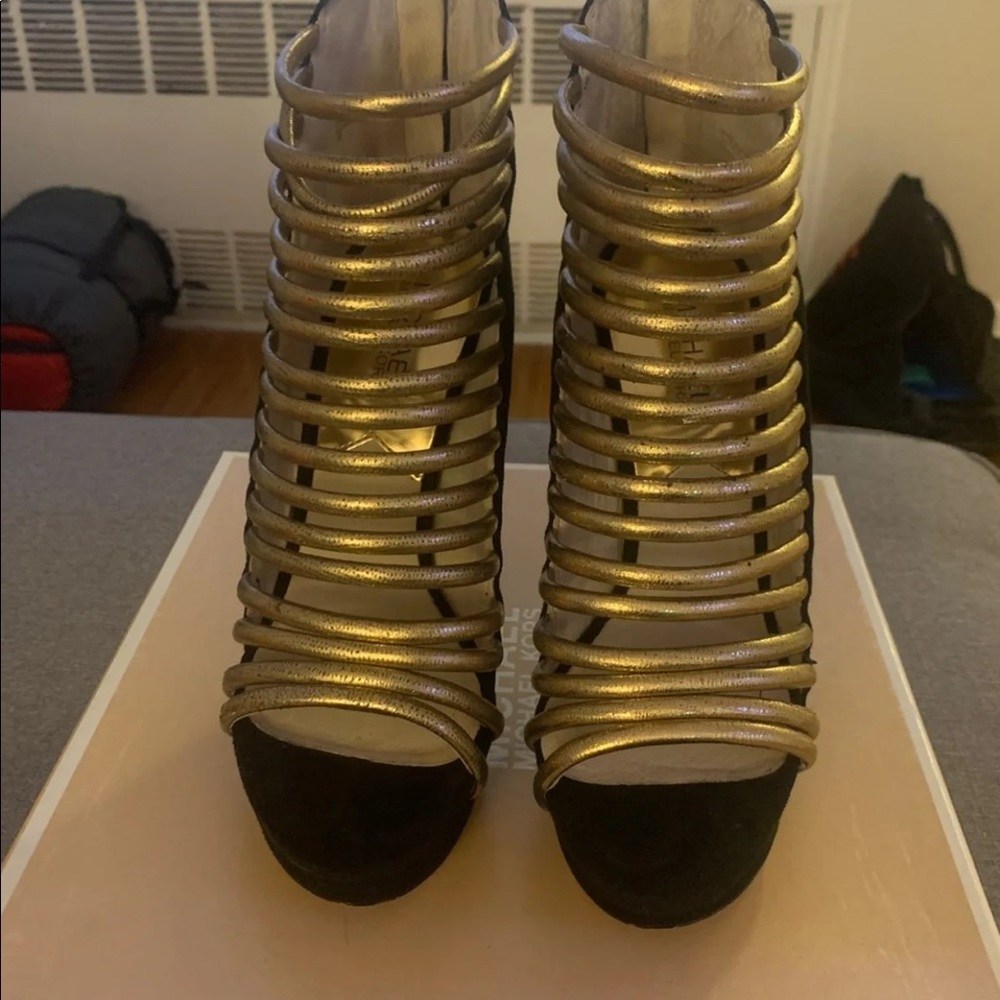 Michael Kors black and gold suede heels - Picture 8 of 8